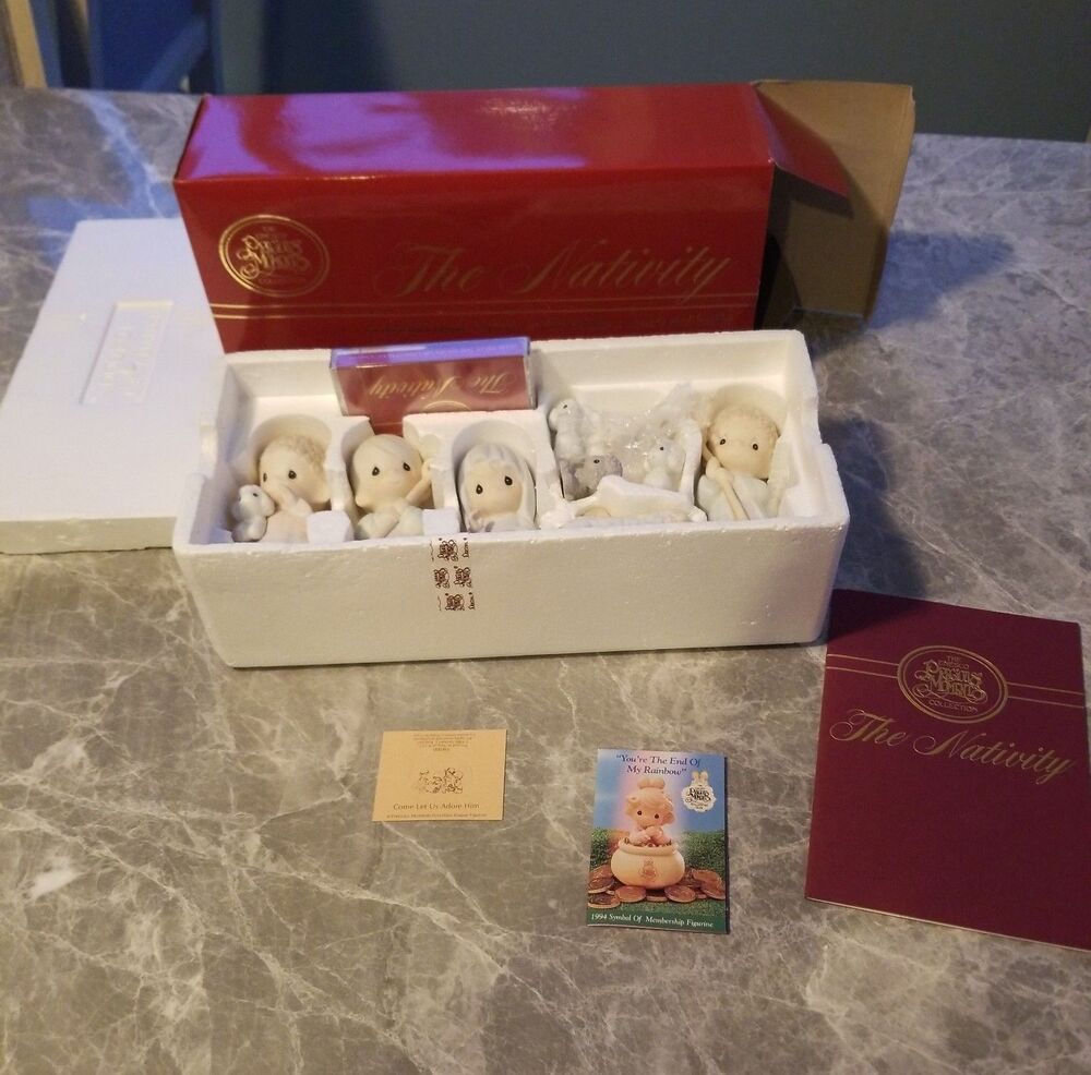 Vintage 1986 Precious Moments Nativity Set-9 pieces w/ original box and cassette